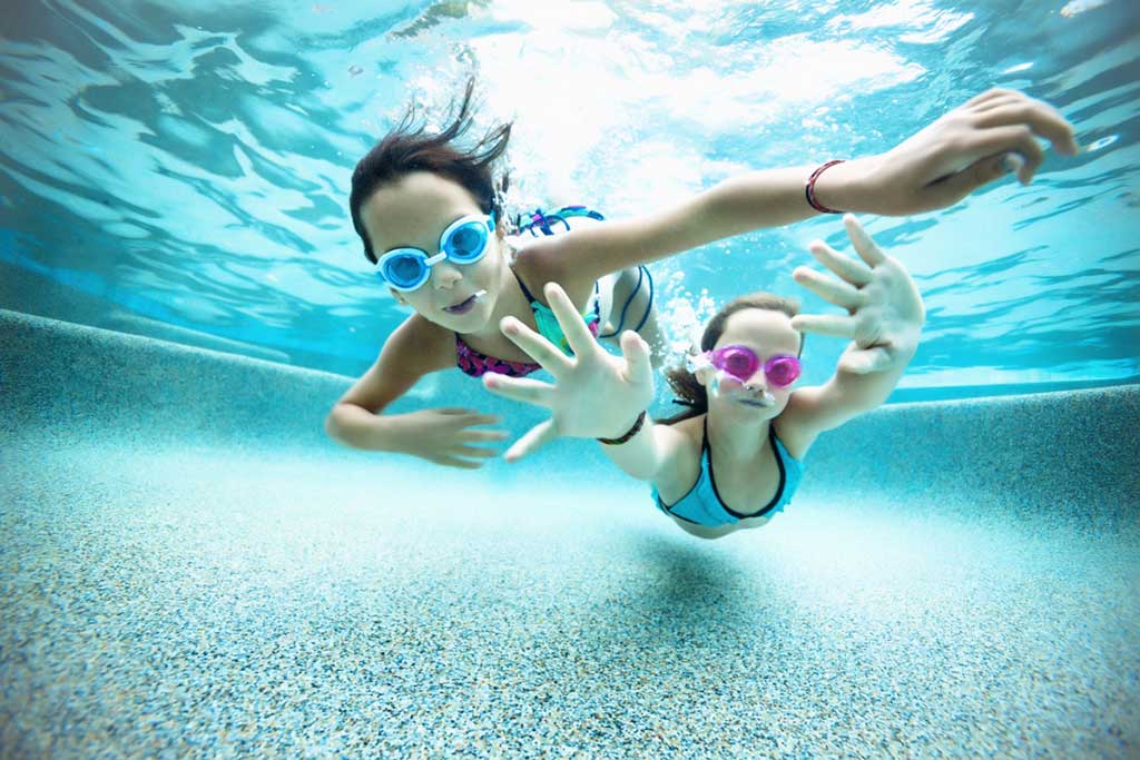 Como Agregar Cloruro de Calcio a la Piscina